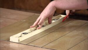 How to Cut Paneling Without Splintering 2024