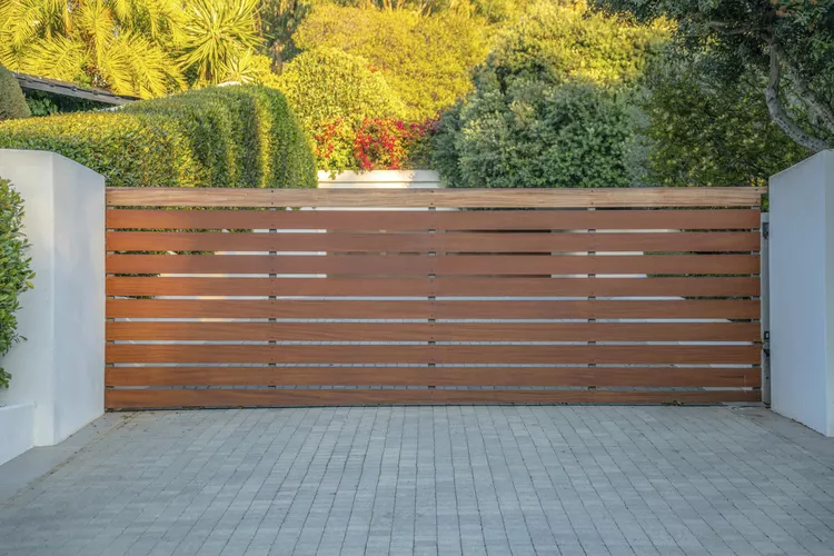 10 Driveway Gate Ideas for Every Style of Home